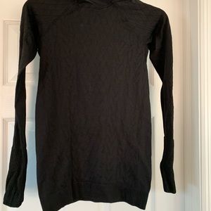Lululemon hooded long sleeve